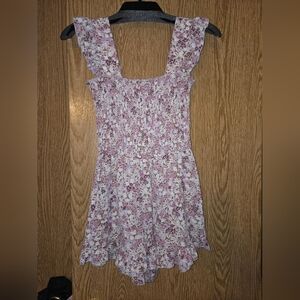 Floral Sleeveless Romper Size Small